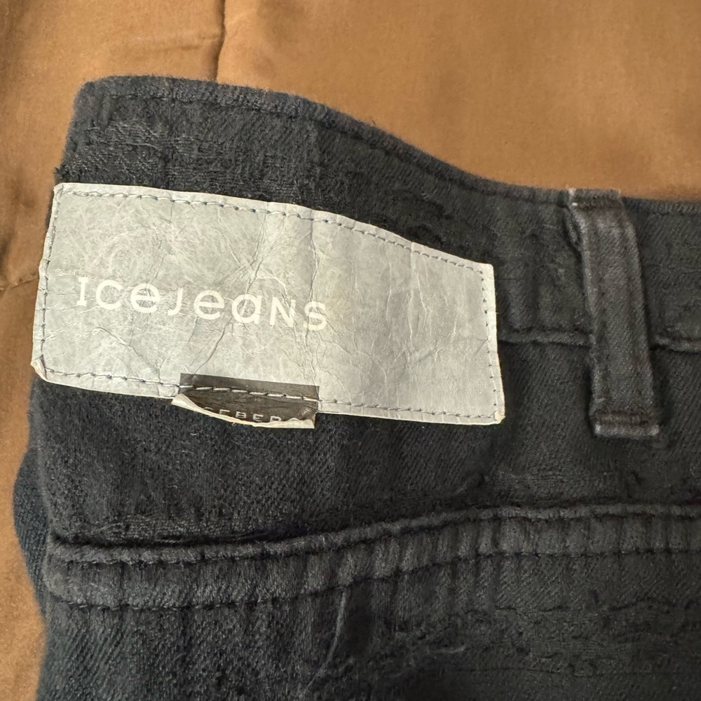 Iceberg Ice Black Jeans with Washed Look and Monochromatic Stitching
